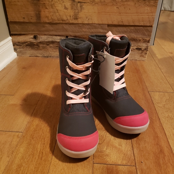 NWOT - Kids lace-up boots - Picture 1 of 8